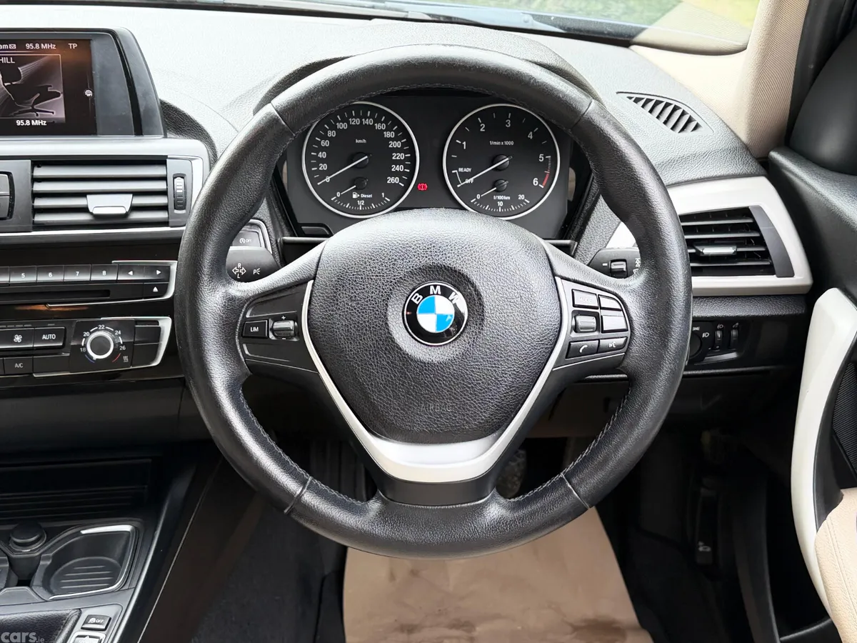 BMW 1-Series Hatchback, Diesel, 2015, Blue
