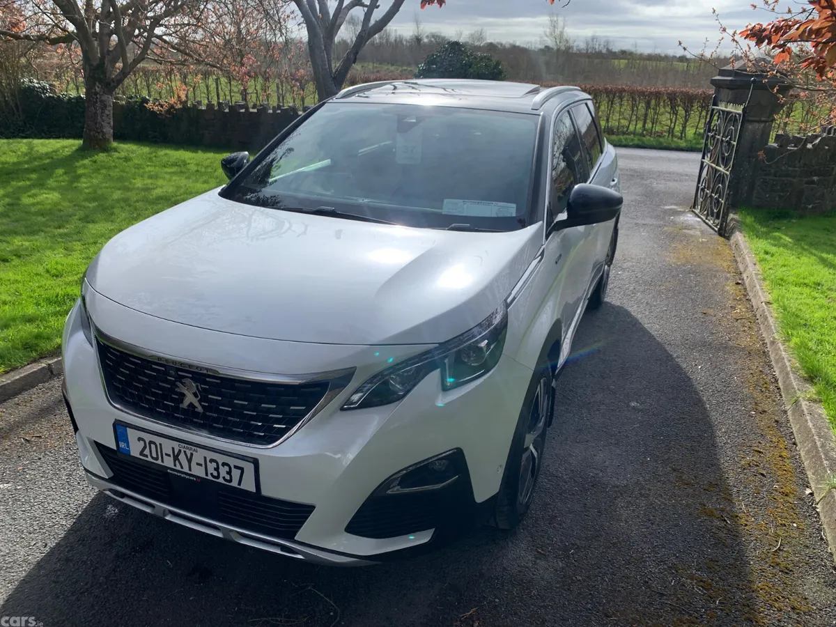 Peugeot 5008 MPV, Diesel, 2020, White