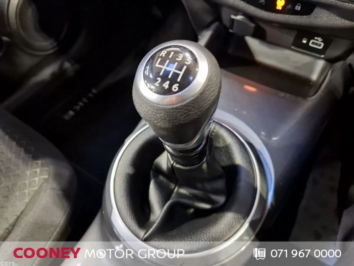 Nissan Juke SUV, Petrol, 2021, Red