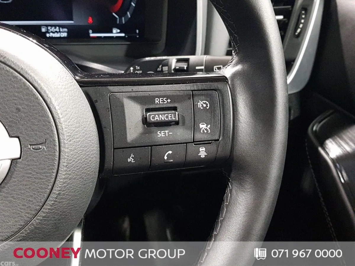 Nissan Qashqai MPV, Petrol Hybrid, 2023, Grey