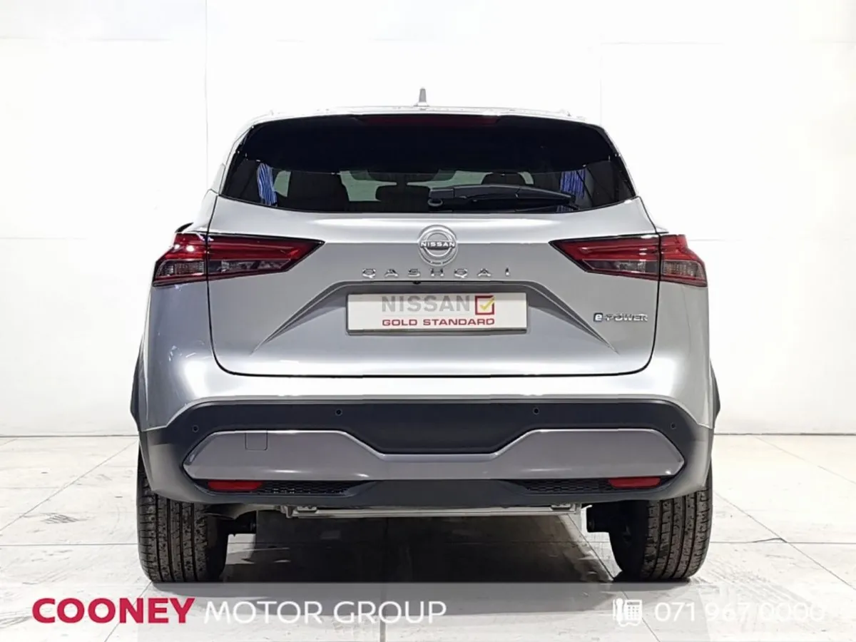 Nissan Qashqai MPV, Petrol Hybrid, 2023, Grey