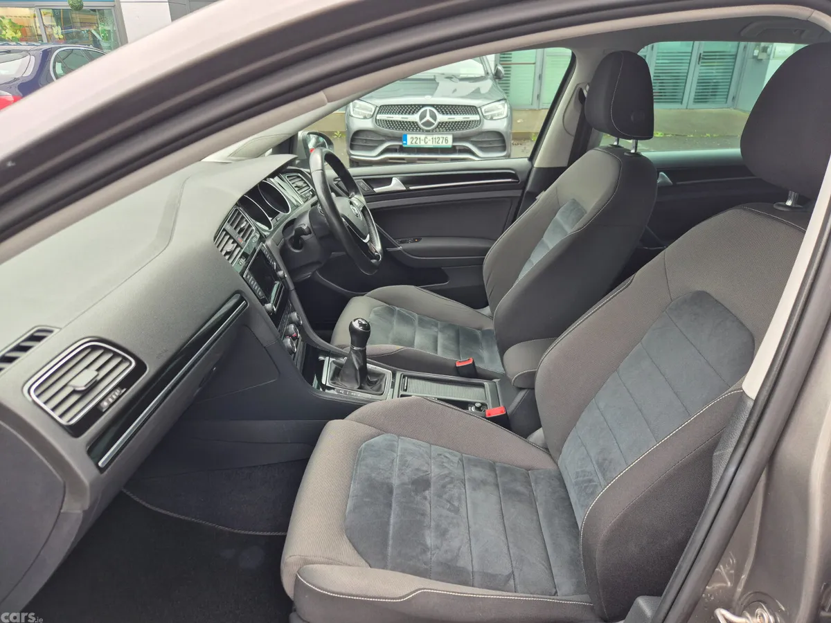 Volkswagen Golf Hatchback, Petrol, 2014, Grey