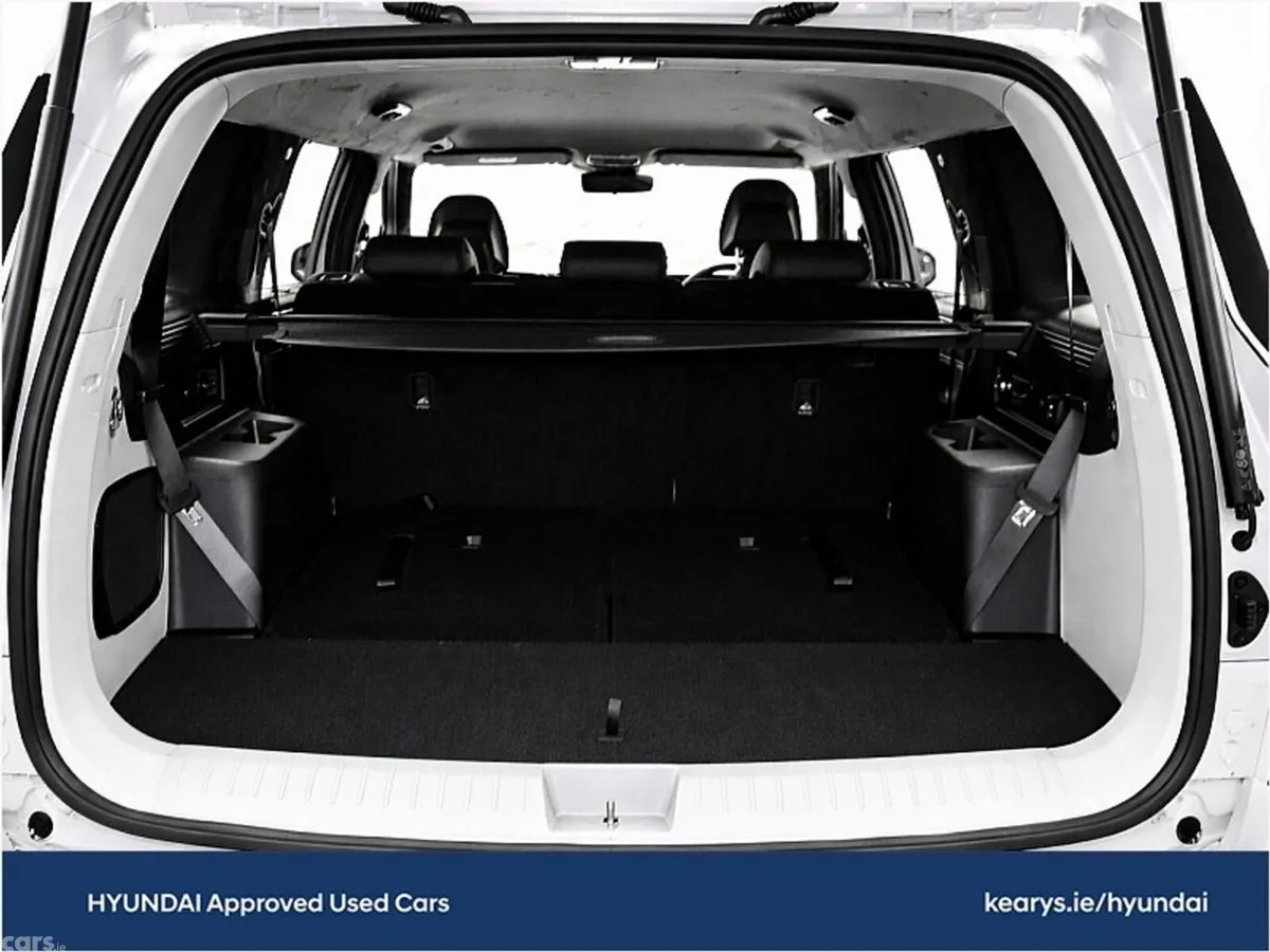 Hyundai Santa Fe SUV, Petrol Plug-in Hybrid, 2025, White