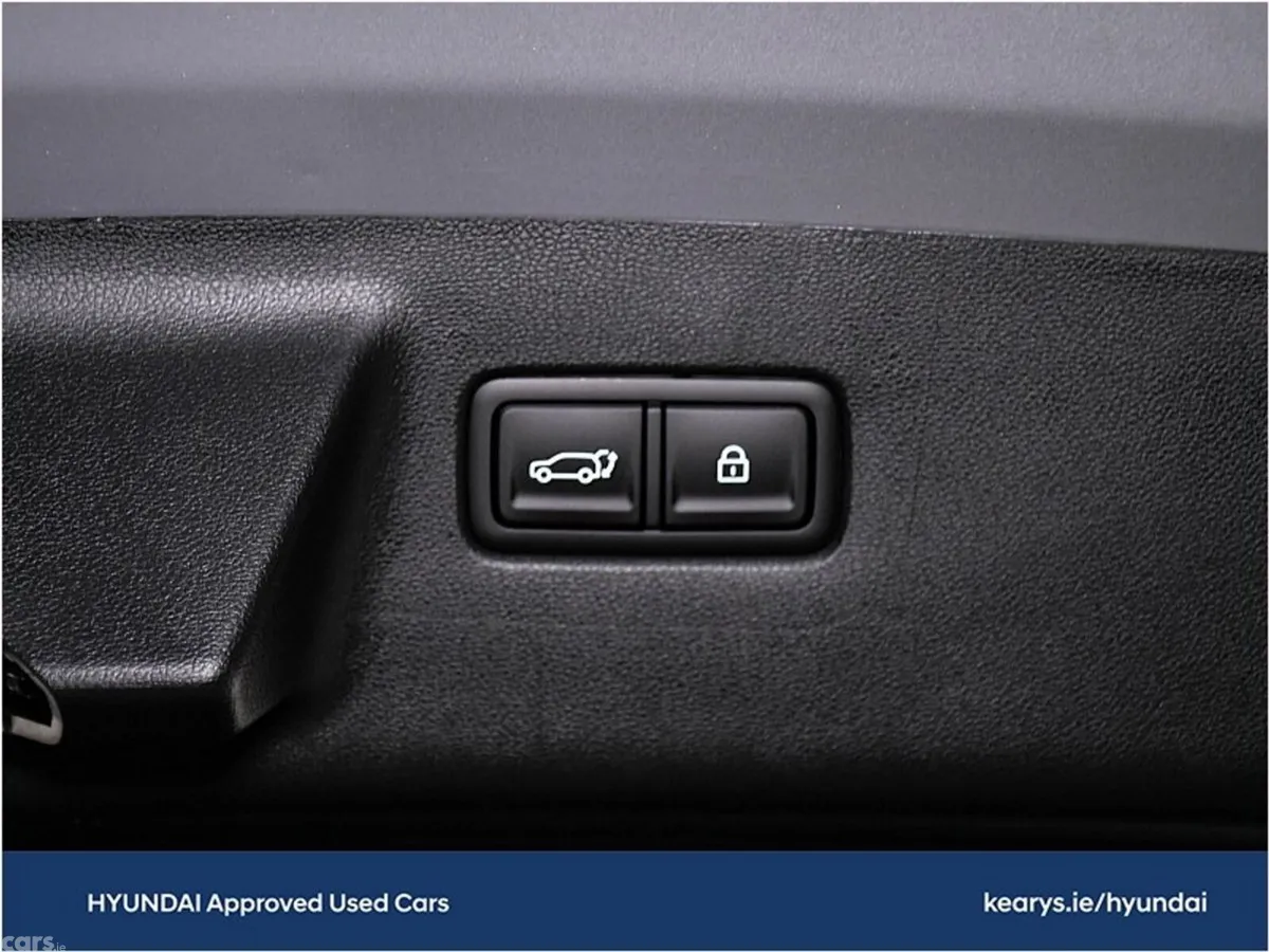 Hyundai Santa Fe SUV, Petrol Plug-in Hybrid, 2025, White