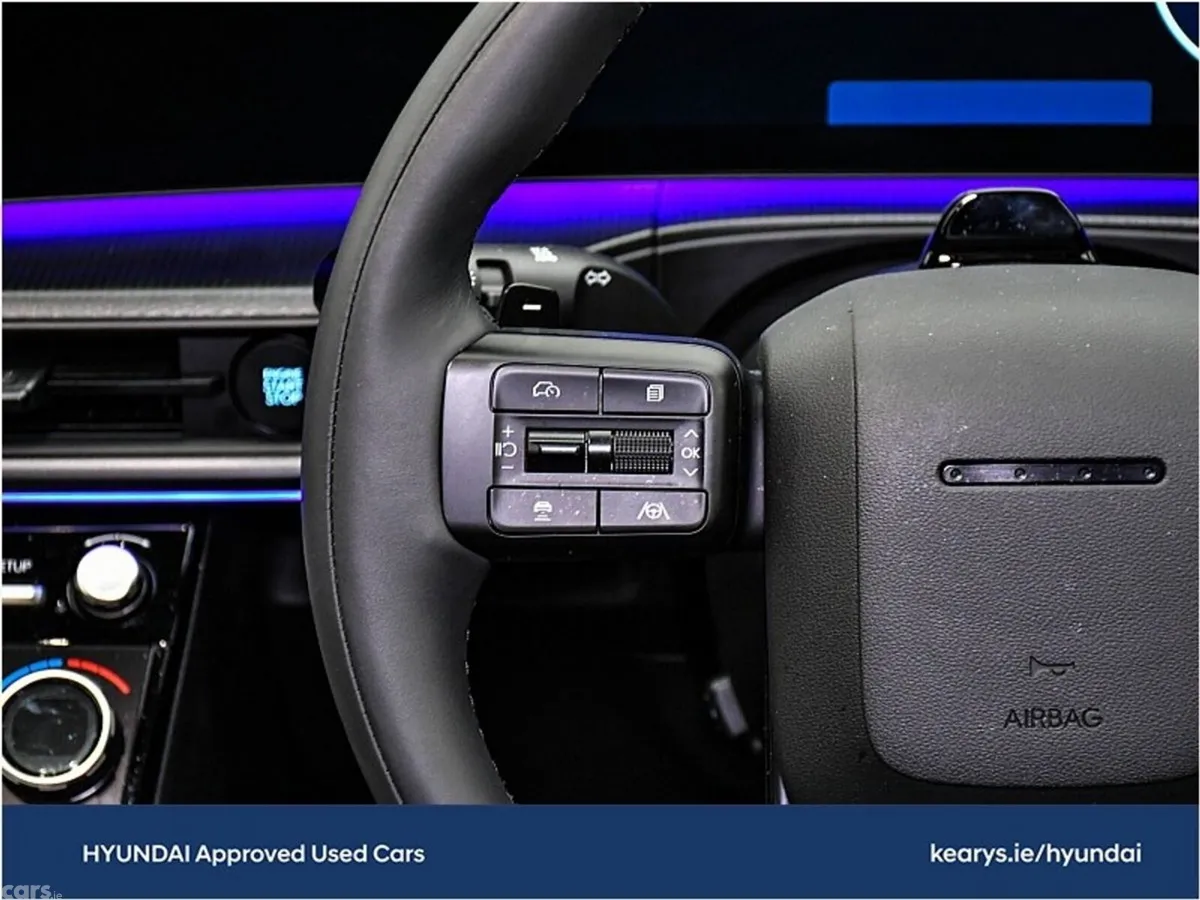 Hyundai Santa Fe SUV, Petrol Plug-in Hybrid, 2025, White
