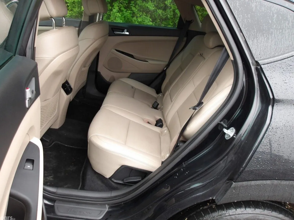 Hyundai Tucson SUV, Diesel, 2017, Black