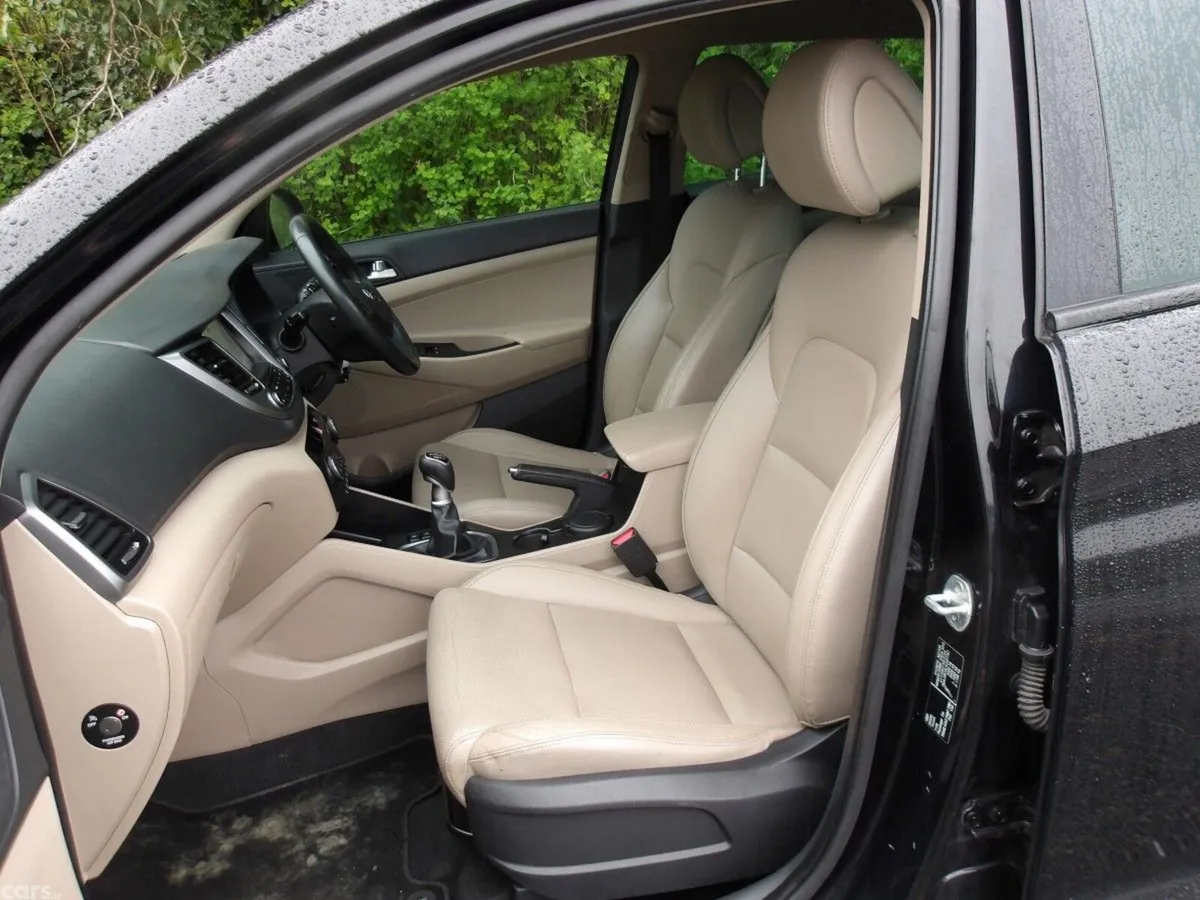 Hyundai Tucson SUV, Diesel, 2017, Black