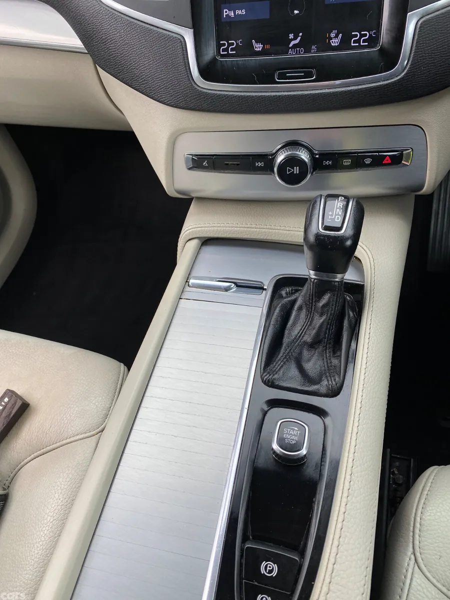 Volvo XC90 SUV, Diesel, 2018, Grey