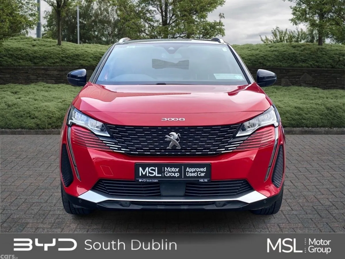 Peugeot 3008 MPV, Diesel, 2023, Red