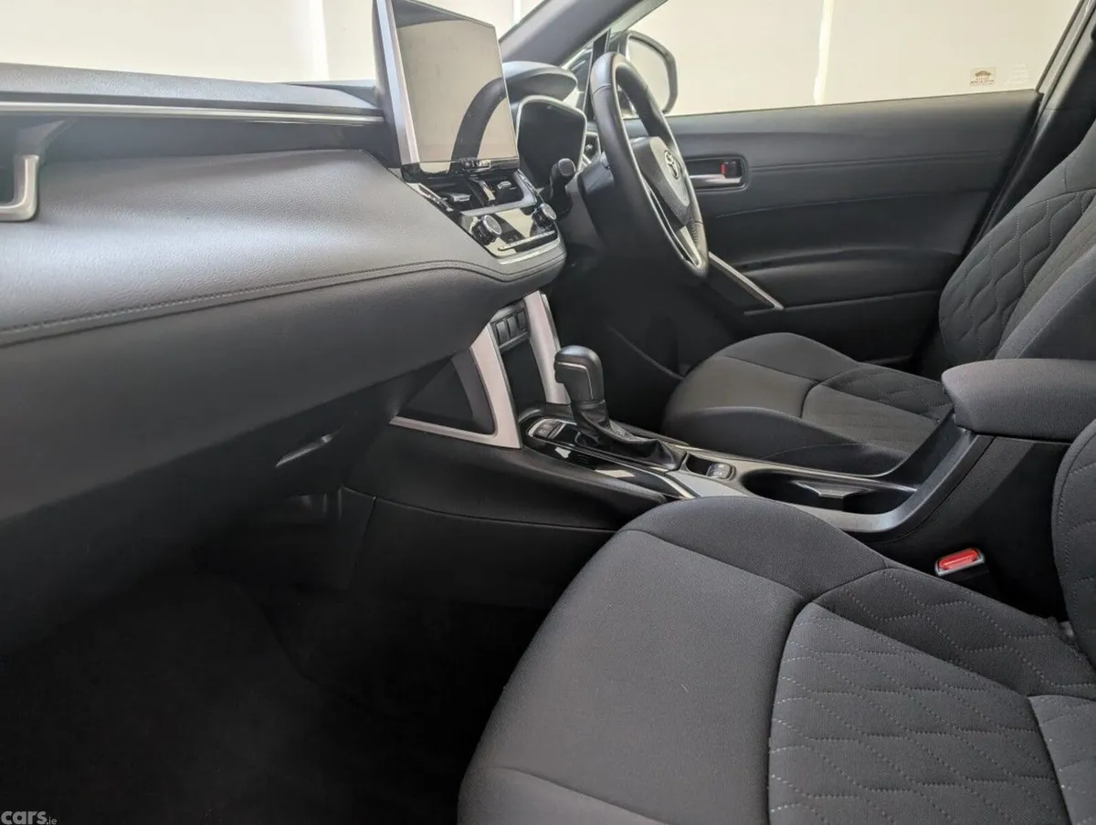 Toyota Corolla SUV, Petrol Hybrid, 2023, Black