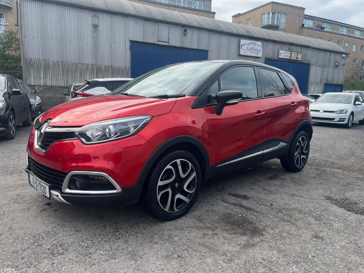 Renault Captur Hatchback, Diesel, 2017, Red