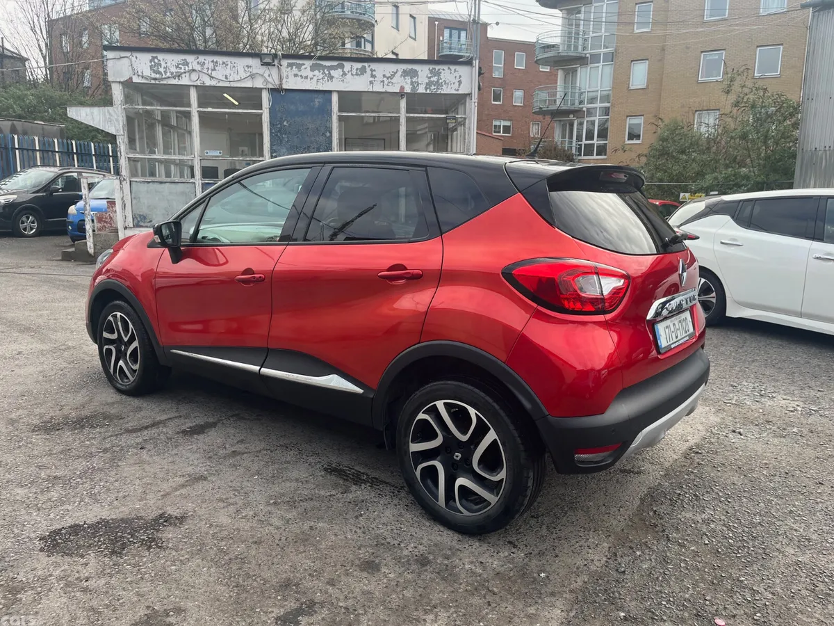 Renault Captur Hatchback, Diesel, 2017, Red