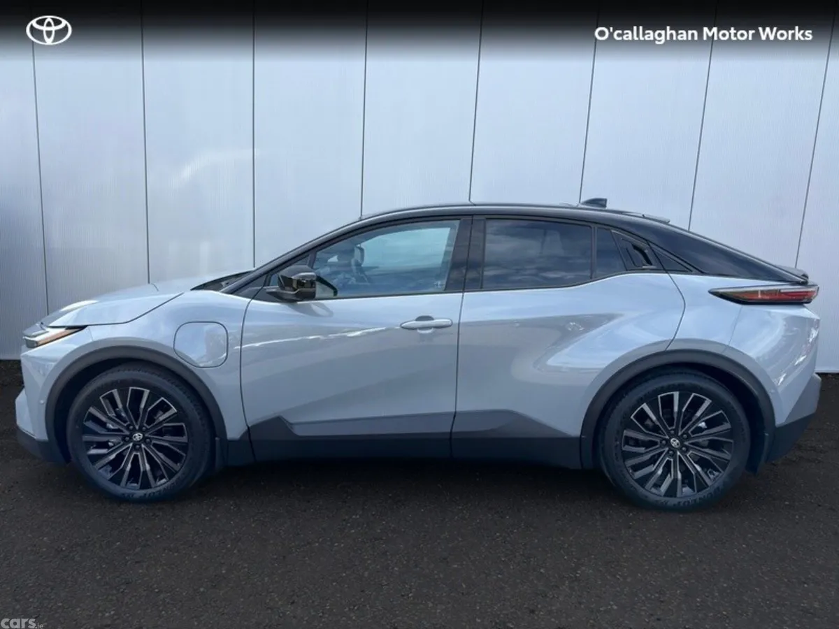 Toyota C-HR Estate, Electric, 2026, Grey