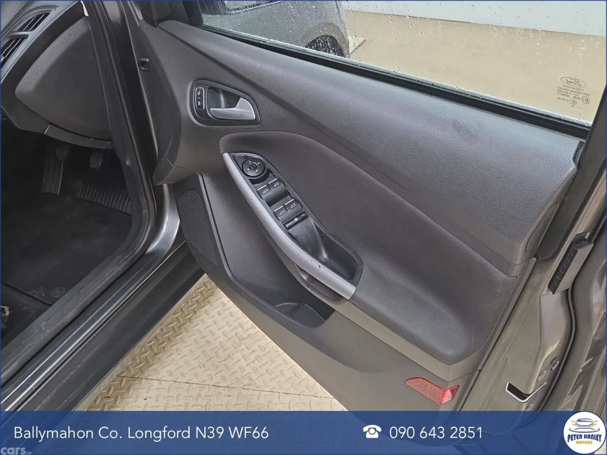 Ford Focus Hatchback, Diesel, 2016, Grey