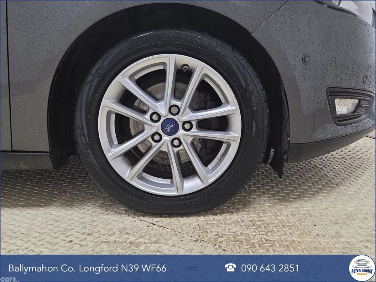 Ford Focus Hatchback, Diesel, 2016, Grey