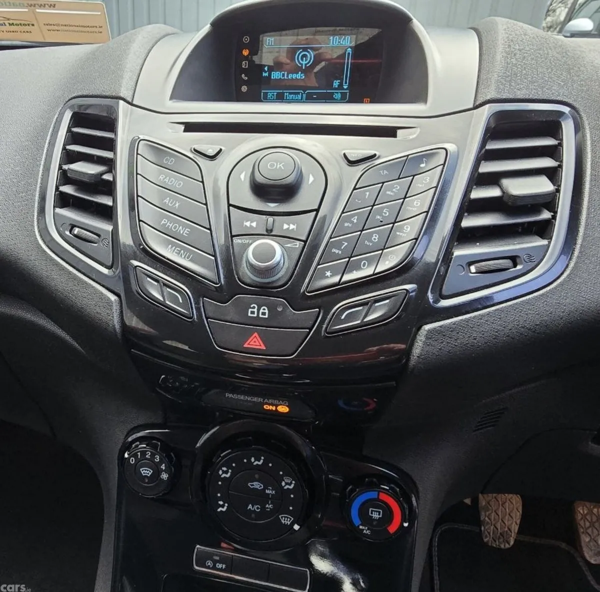 Ford Fiesta Hatchback, Petrol, 2014, Red