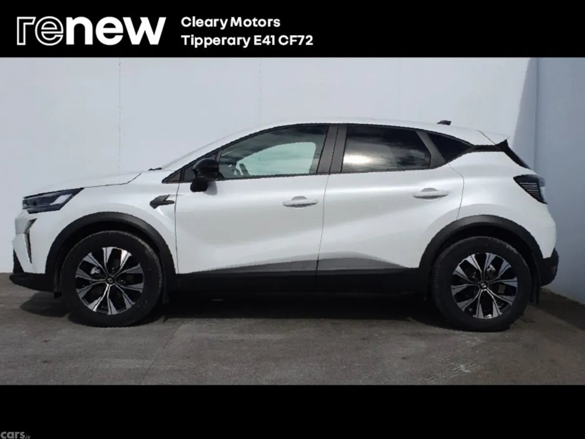 Renault Captur Hatchback, Petrol, 2025, White