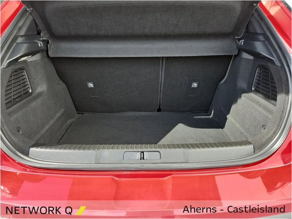 Opel Mokka SUV, Petrol, 2024, Red