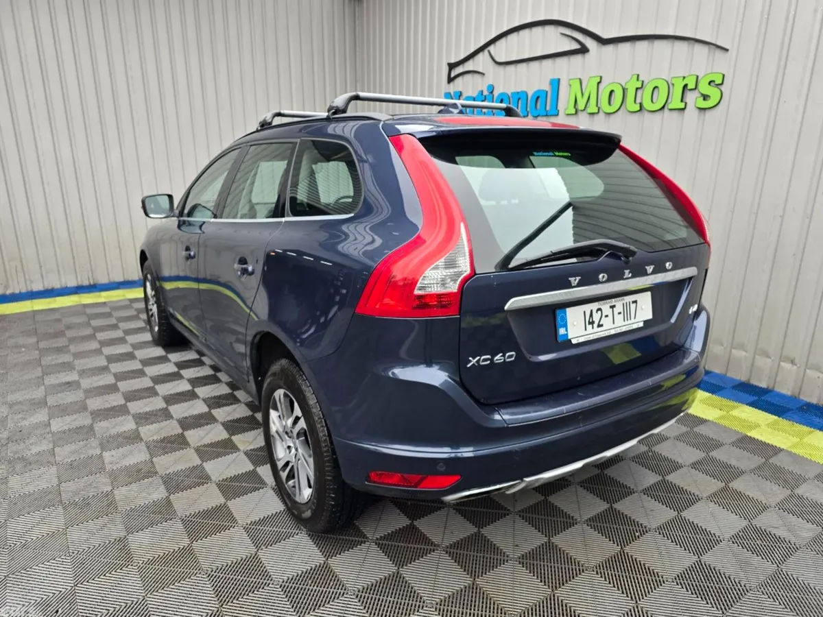 Volvo XC60 SUV, Diesel, 2014, Blue