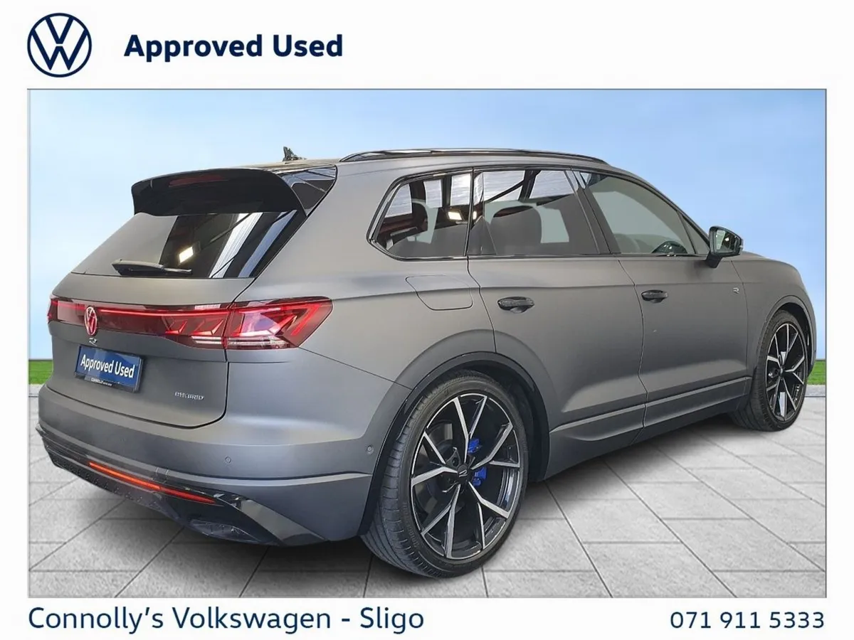 Volkswagen Touareg SUV, Petrol Plug-in Hybrid, 2026, Grey
