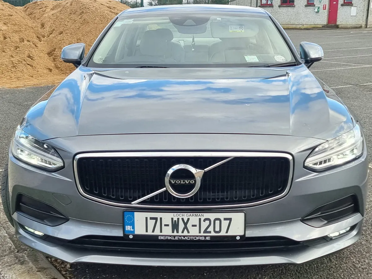 Volvo S90 Saloon, Diesel, 2017, Grey