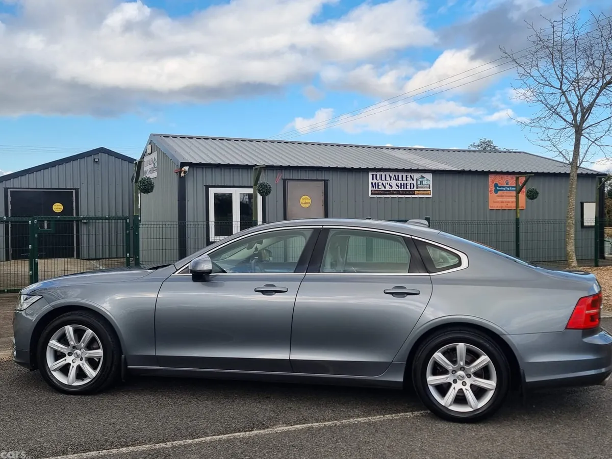 Volvo S90 Saloon, Diesel, 2017, Grey