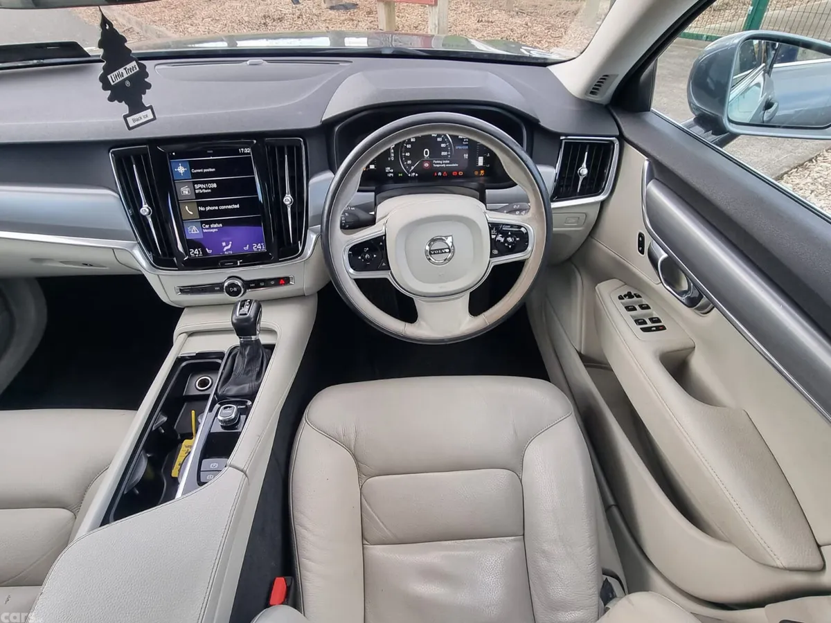 Volvo S90 Saloon, Diesel, 2017, Grey