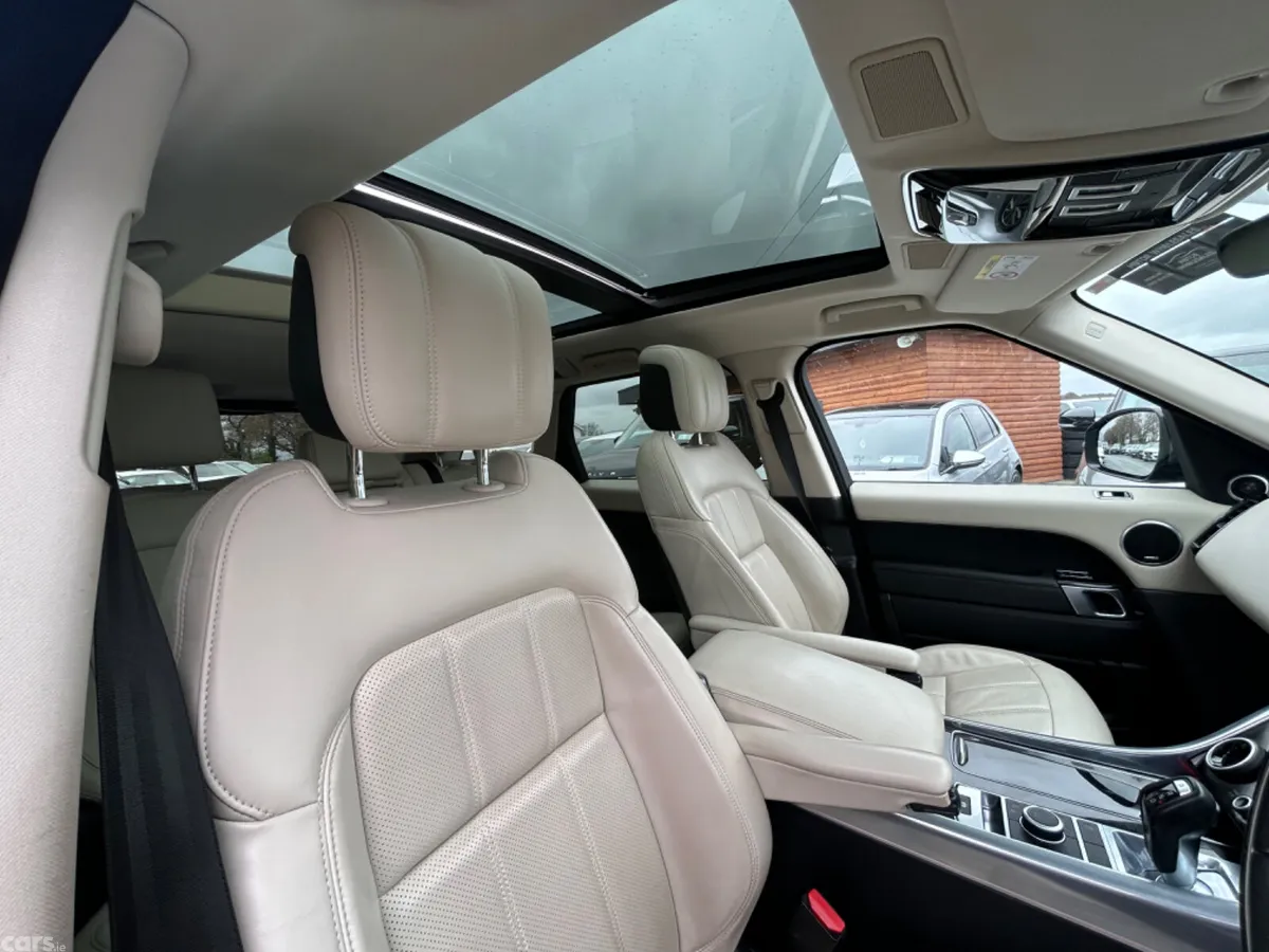 Land Rover Range Rover SUV, Petrol Plug-in Hybrid, 2022, Grey