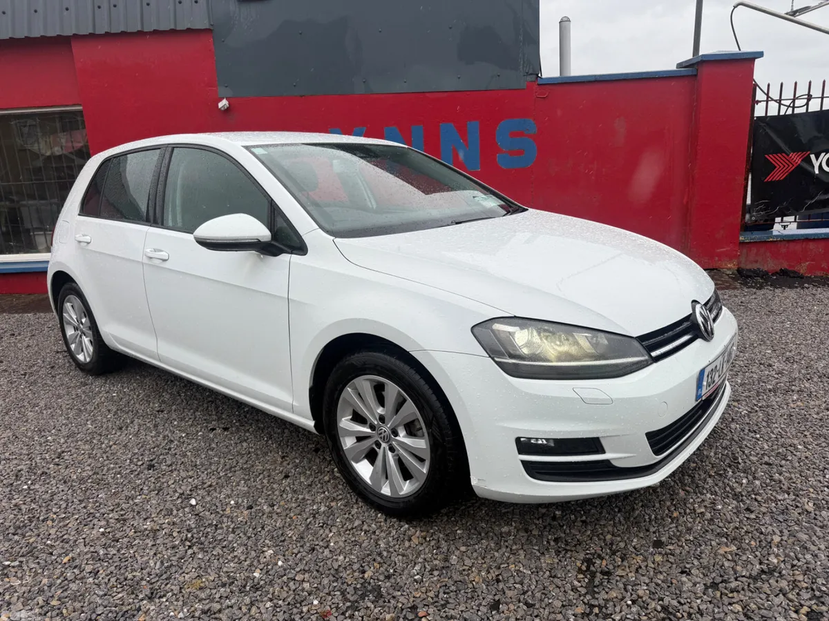 Volkswagen Golf Hatchback, Petrol, 2013, White