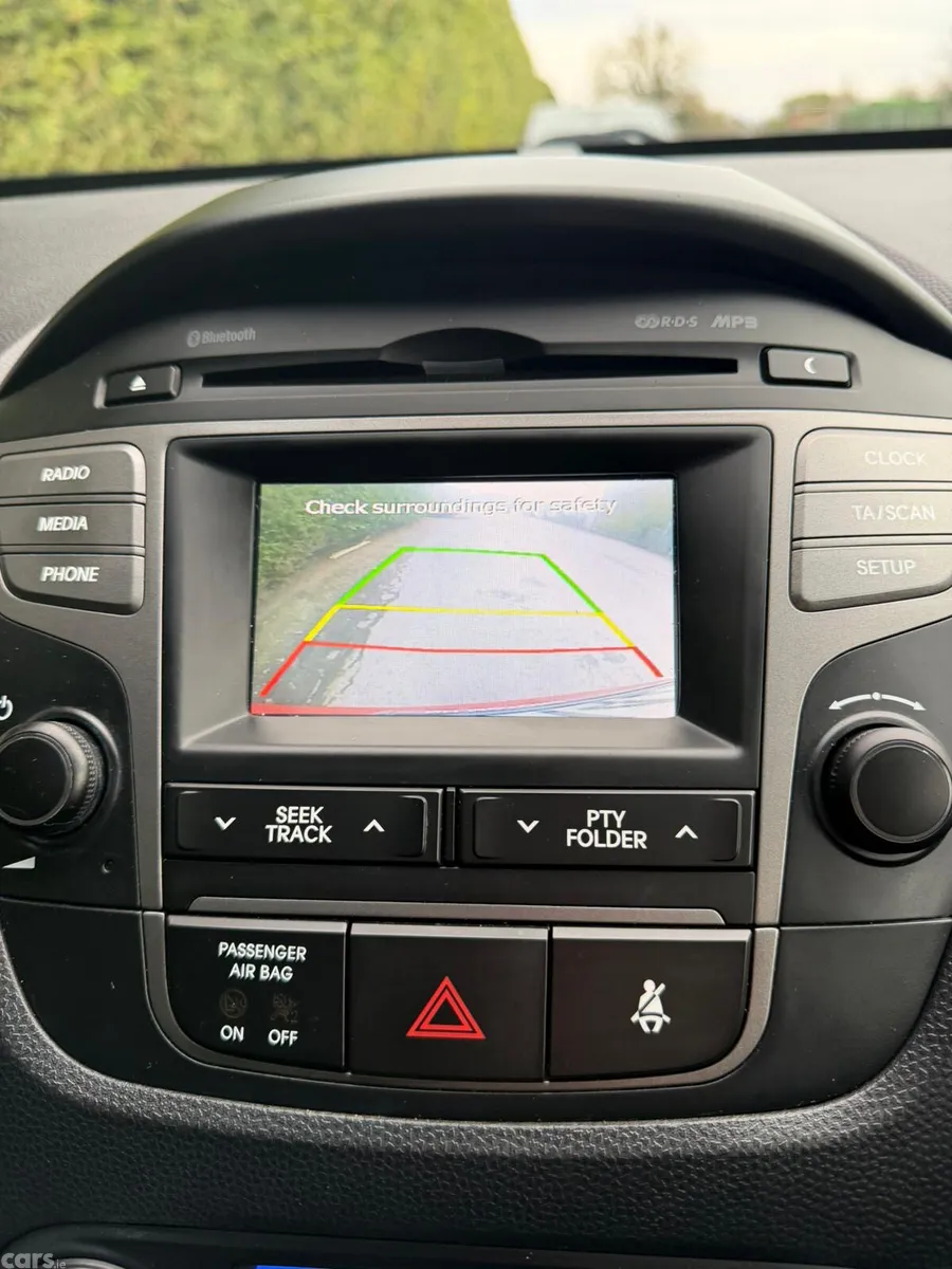 Hyundai ix35 SUV, Diesel, 2014, Red