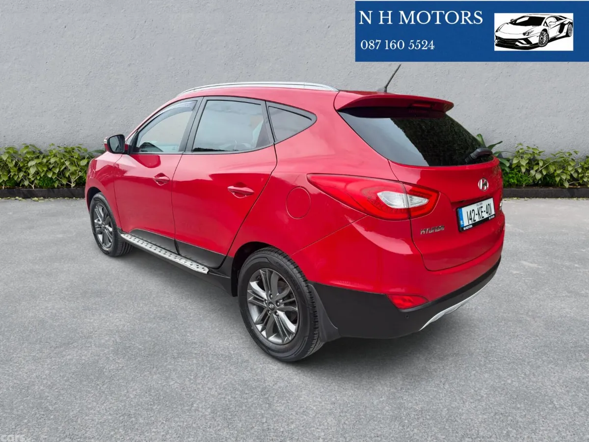 Hyundai ix35 SUV, Diesel, 2014, Red