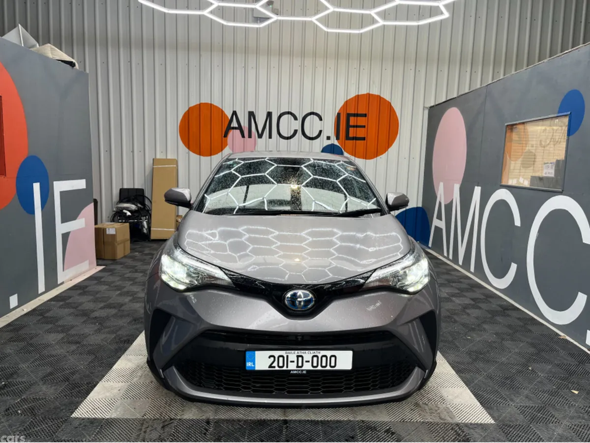 Toyota C-HR SUV, Petrol Hybrid, 2020, Silver