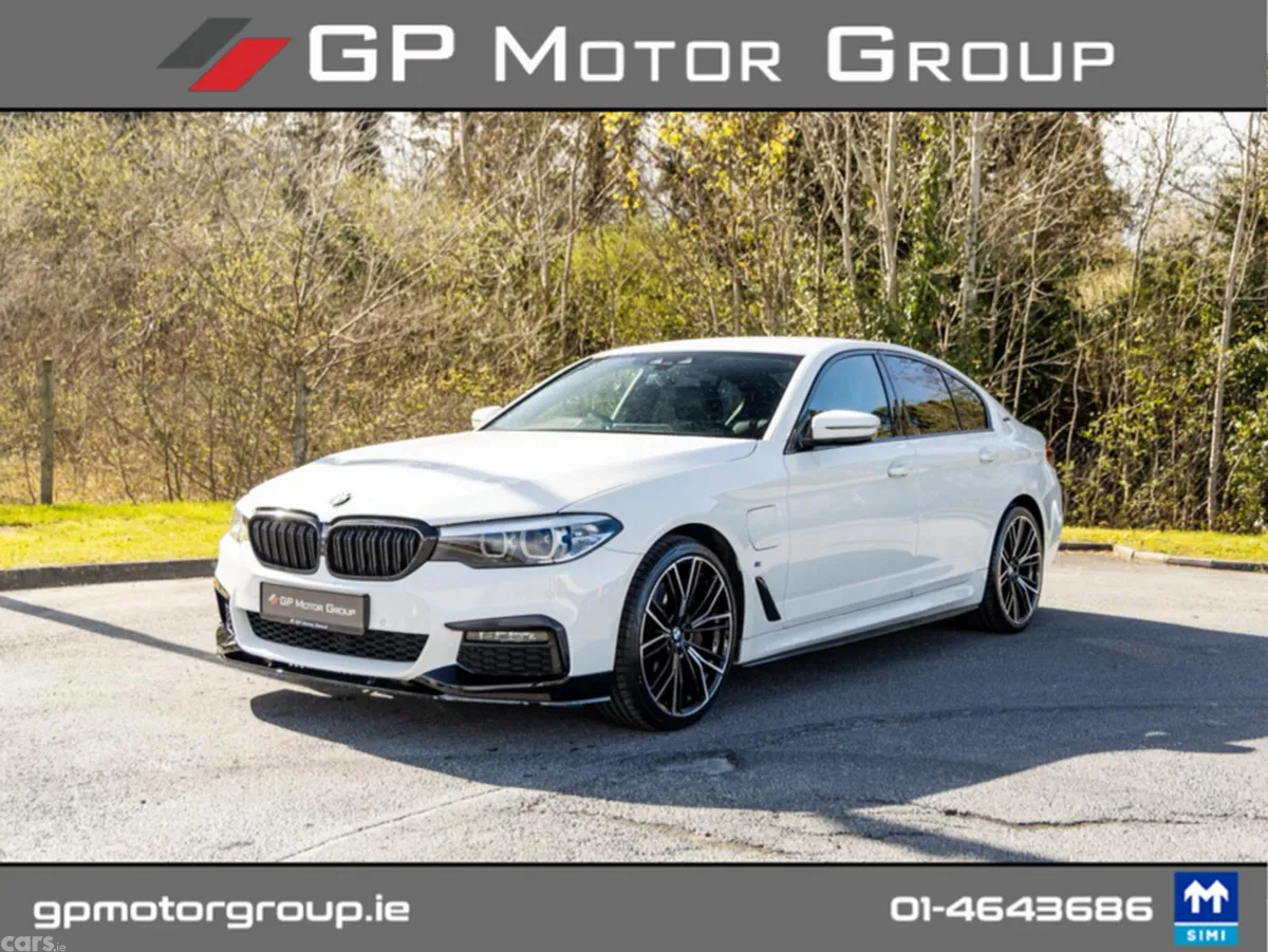 BMW 5-Series Saloon, Petrol Plug-in Hybrid, 2018, White
