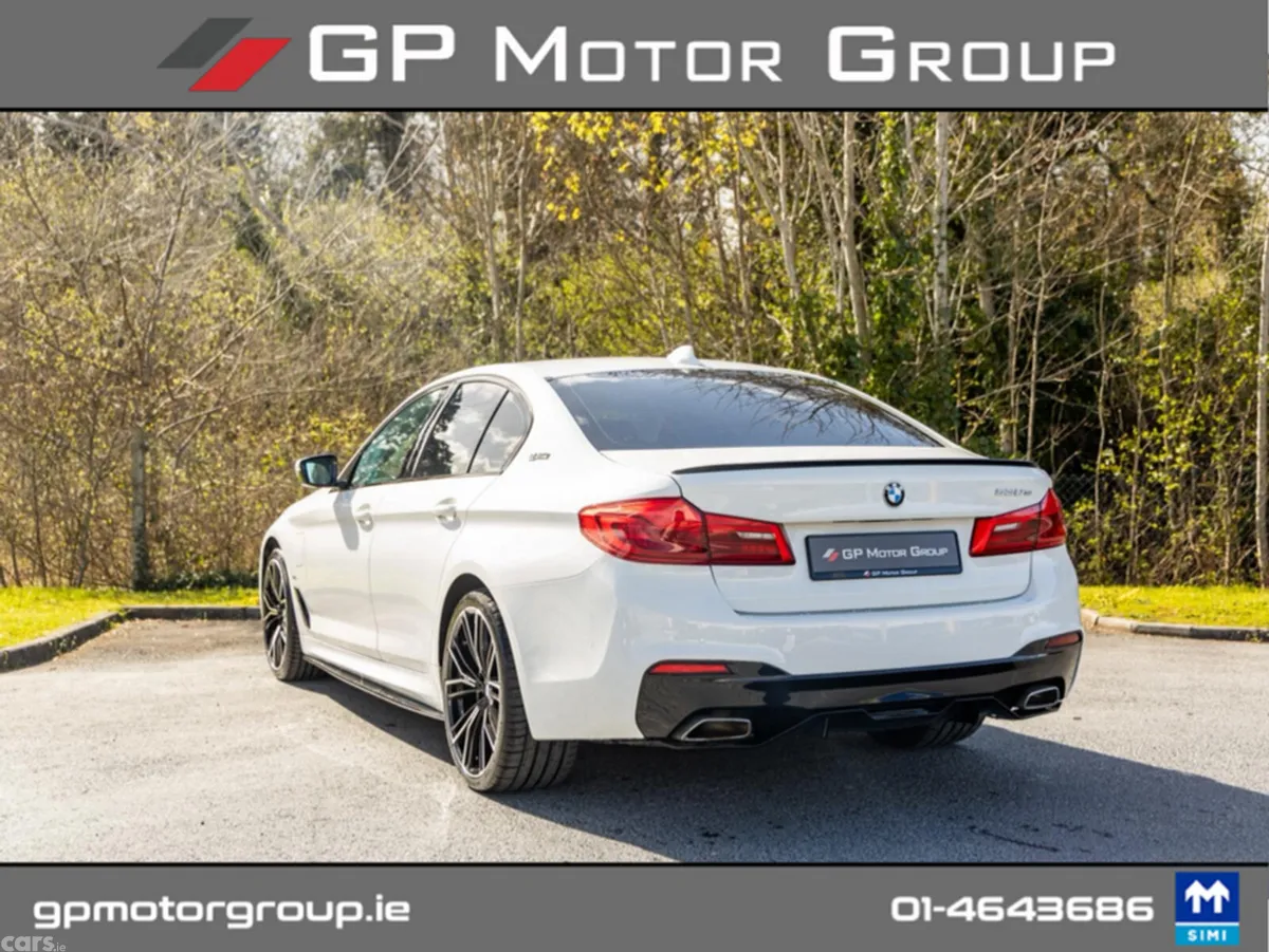 BMW 5-Series Saloon, Petrol Plug-in Hybrid, 2018, White