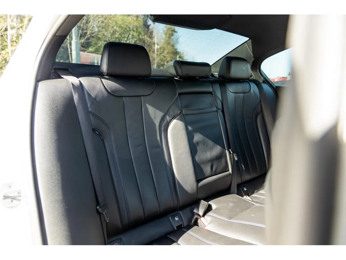 BMW 5-Series Saloon, Petrol Plug-in Hybrid, 2018, White