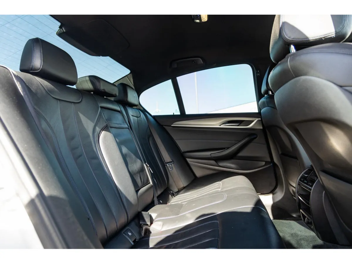 BMW 5-Series Saloon, Petrol Plug-in Hybrid, 2018, White