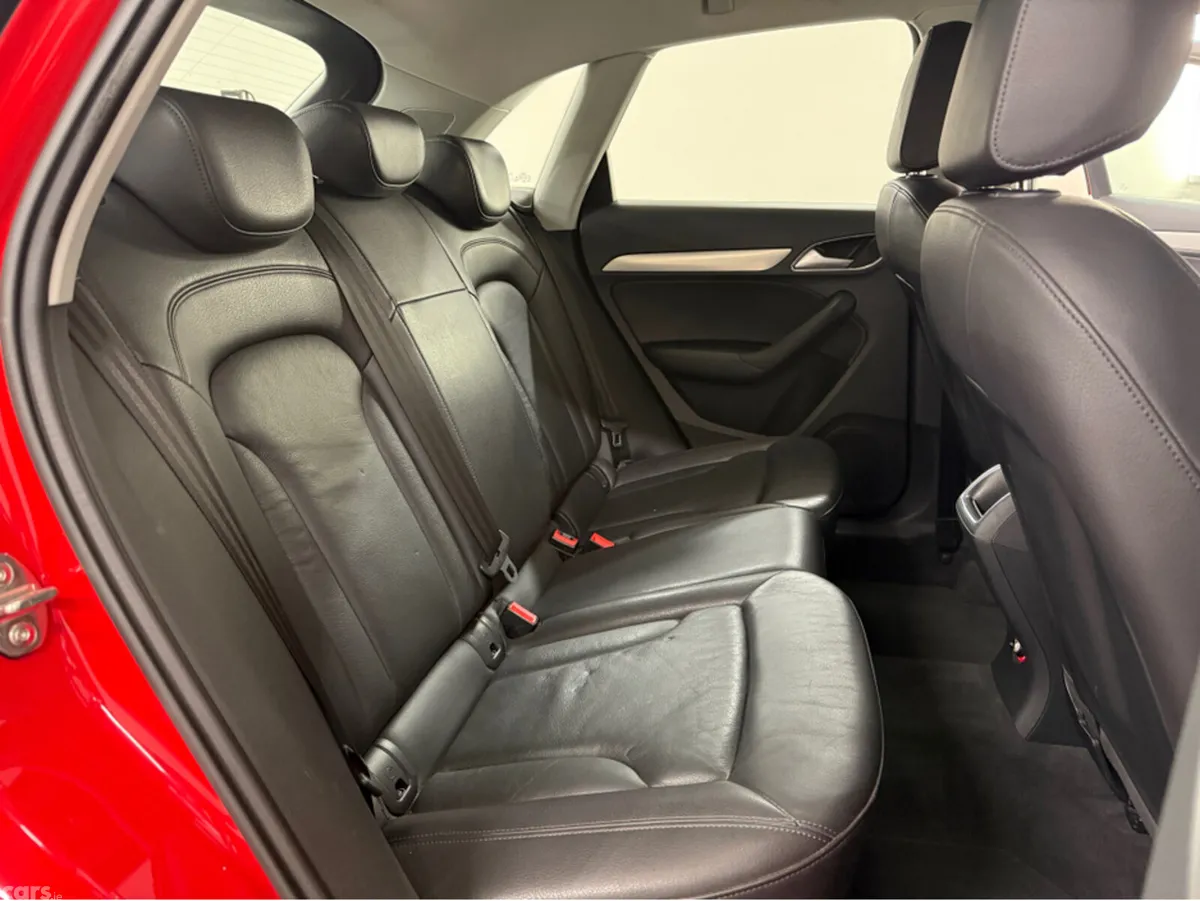Audi Q3 SUV, Diesel, 2017, Red