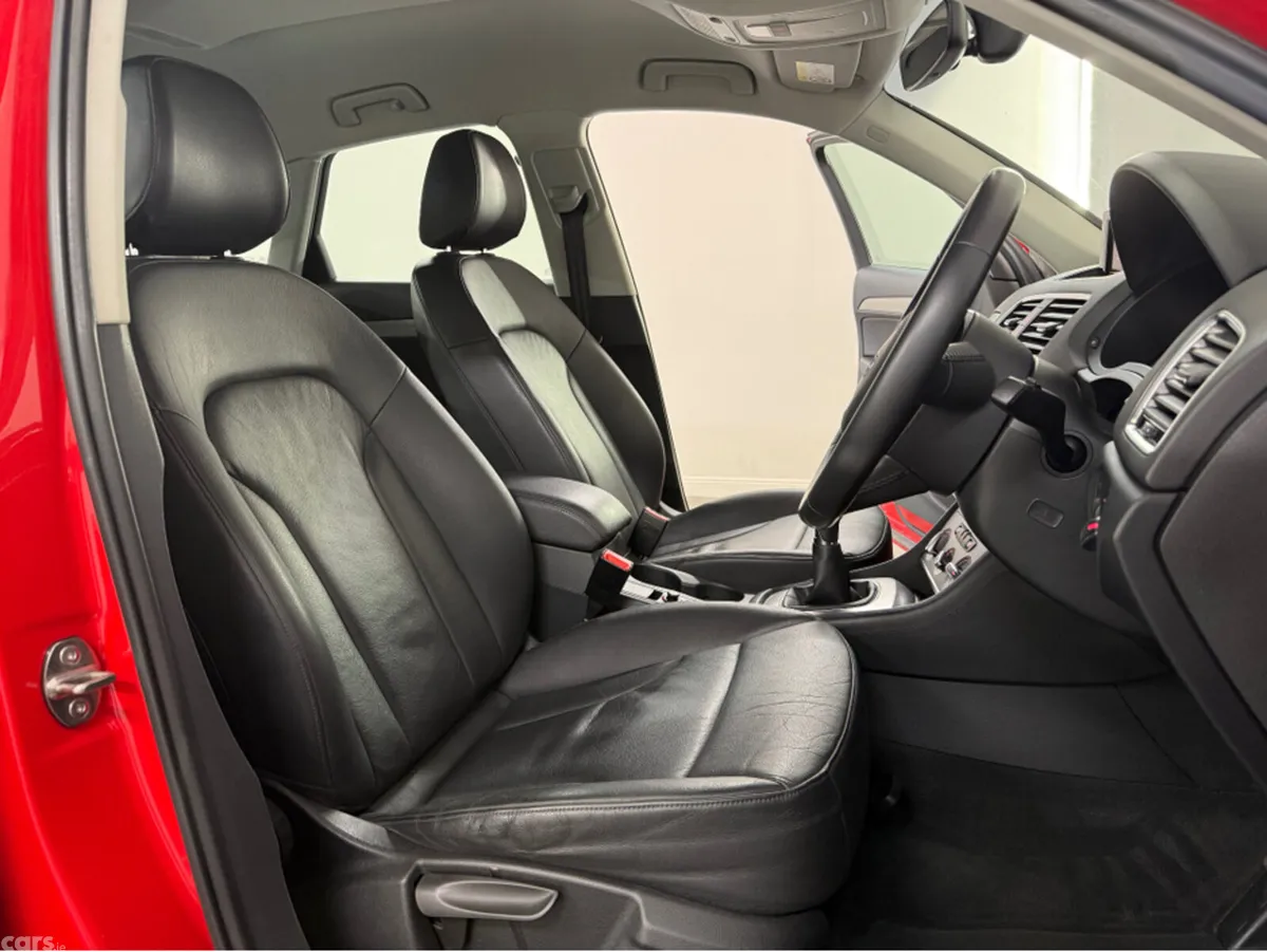 Audi Q3 SUV, Diesel, 2017, Red