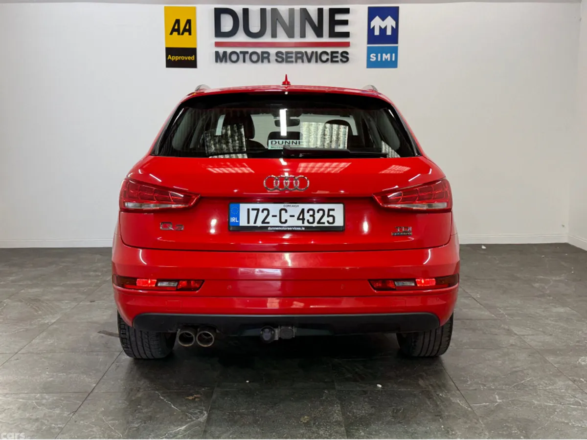 Audi Q3 SUV, Diesel, 2017, Red