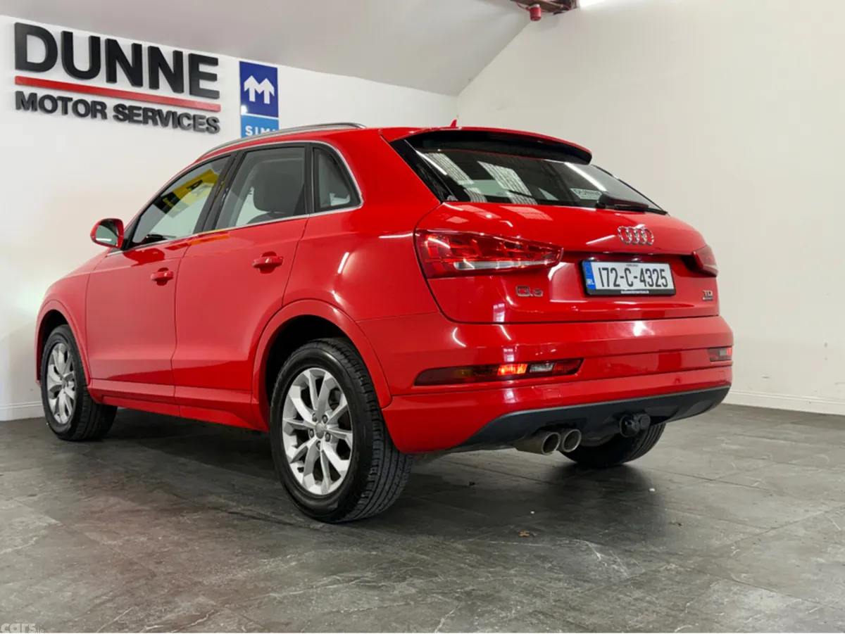 Audi Q3 SUV, Diesel, 2017, Red