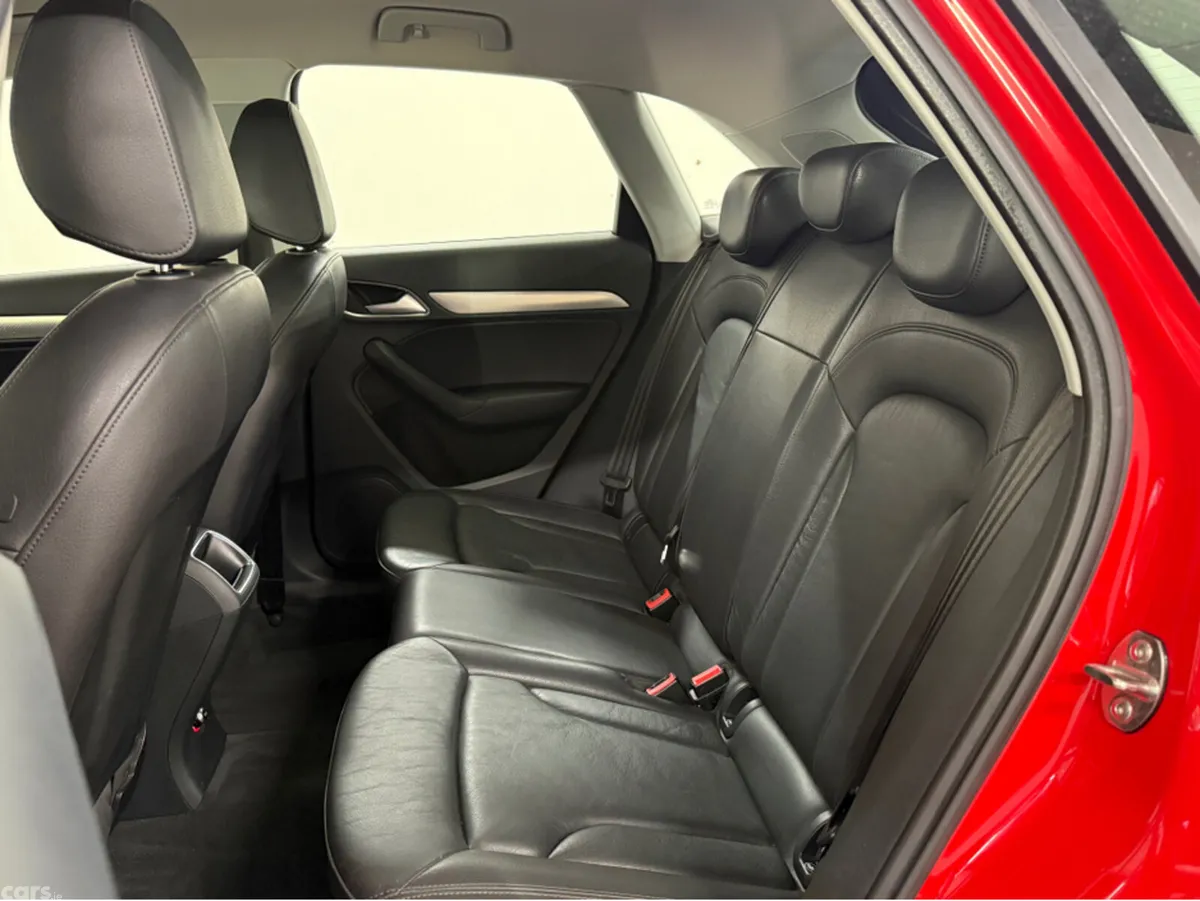 Audi Q3 SUV, Diesel, 2017, Red