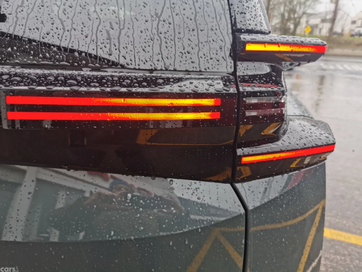 Citroen C5 Aircross MPV, Petrol Hybrid, 2026, Green