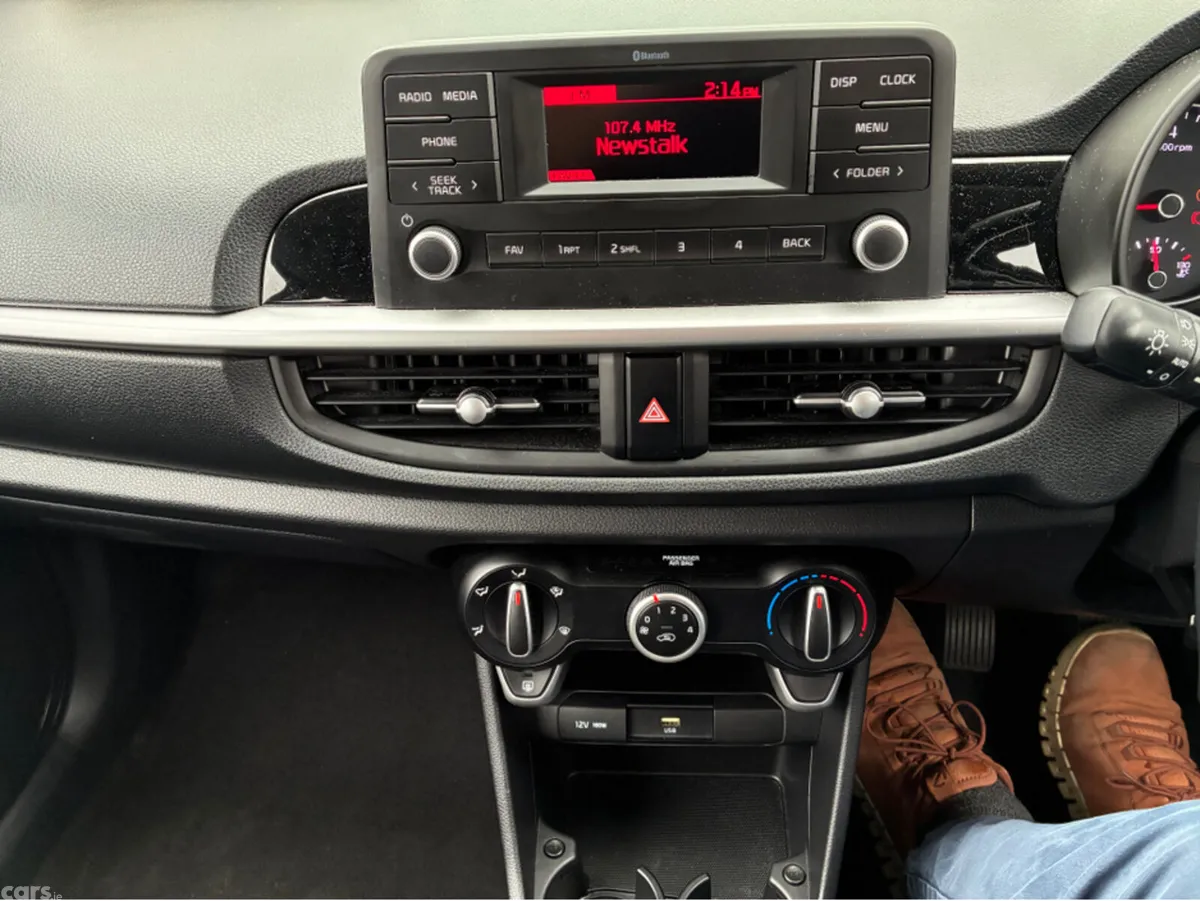 Kia Picanto Hatchback, Petrol, 2023, Grey