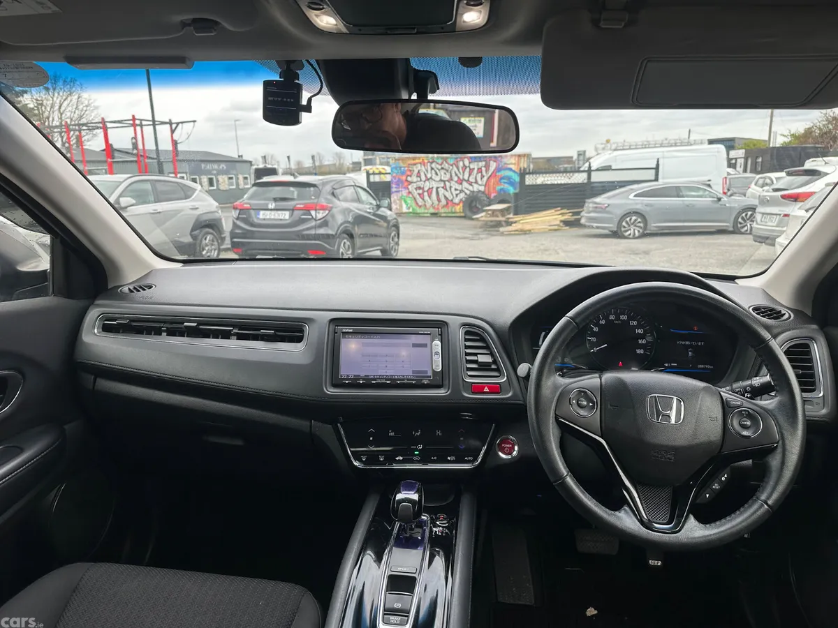 Honda Vezel MPV, Petrol Hybrid, 2015, Grey