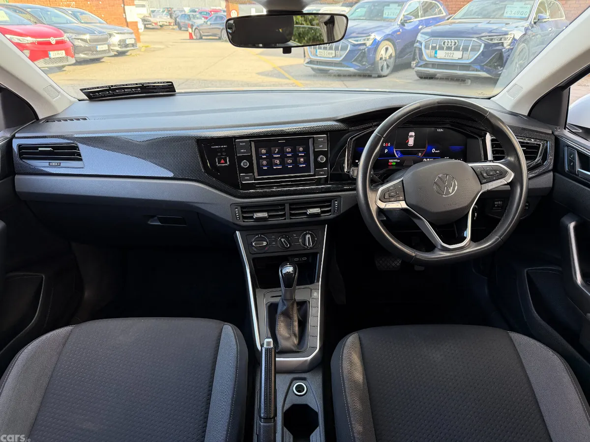 Volkswagen Taigo Estate/Jeep, Petrol, 2023, White