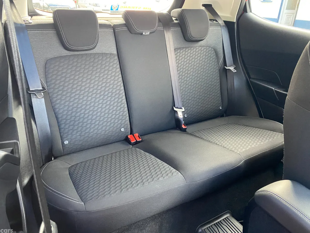 Ford Fiesta Hatchback, Petrol, 2023, Red