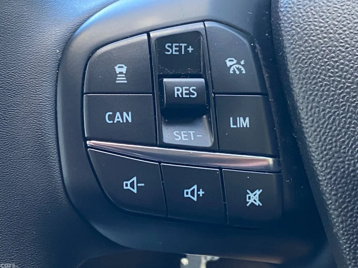 Ford Fiesta Hatchback, Petrol, 2023, Red