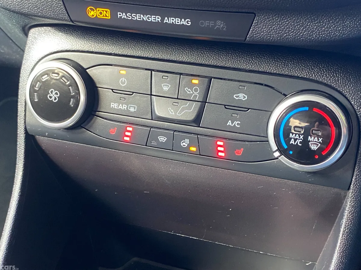 Ford Fiesta Hatchback, Petrol, 2023, Red