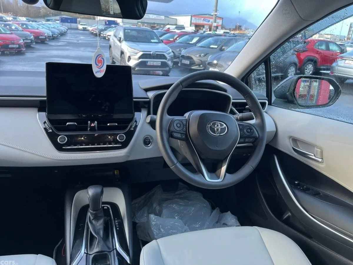 Toyota Corolla Saloon, Petrol Hybrid, 2026, Black