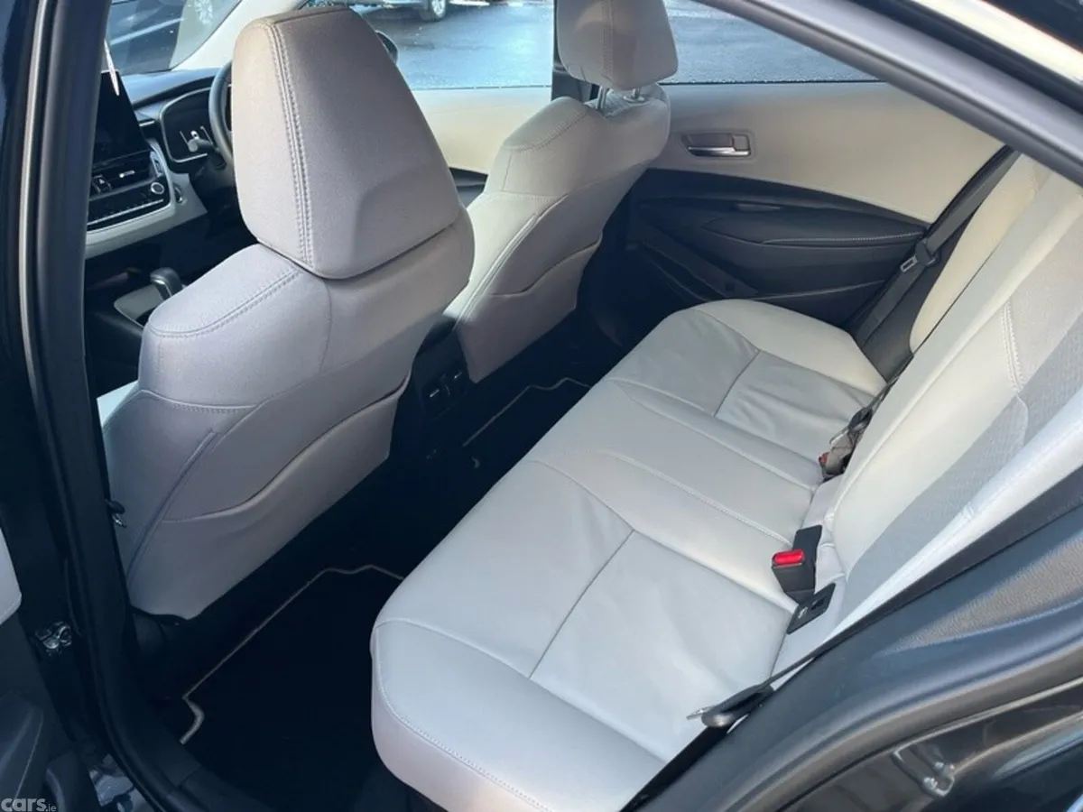 Toyota Corolla Saloon, Petrol Hybrid, 2026, Black